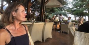 Amanda in a Bar restaurant